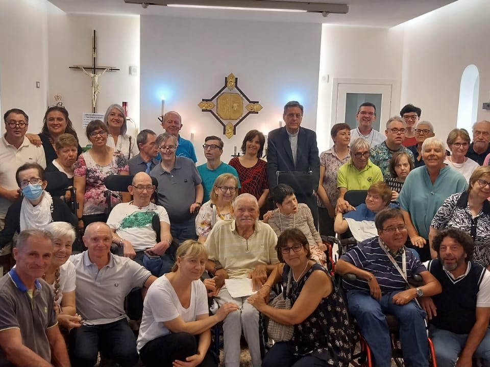 Il vescovo mons.Riccardo Battocchio al Piccolo Rifugio di Vittorio Veneto - 23 agosto 2025