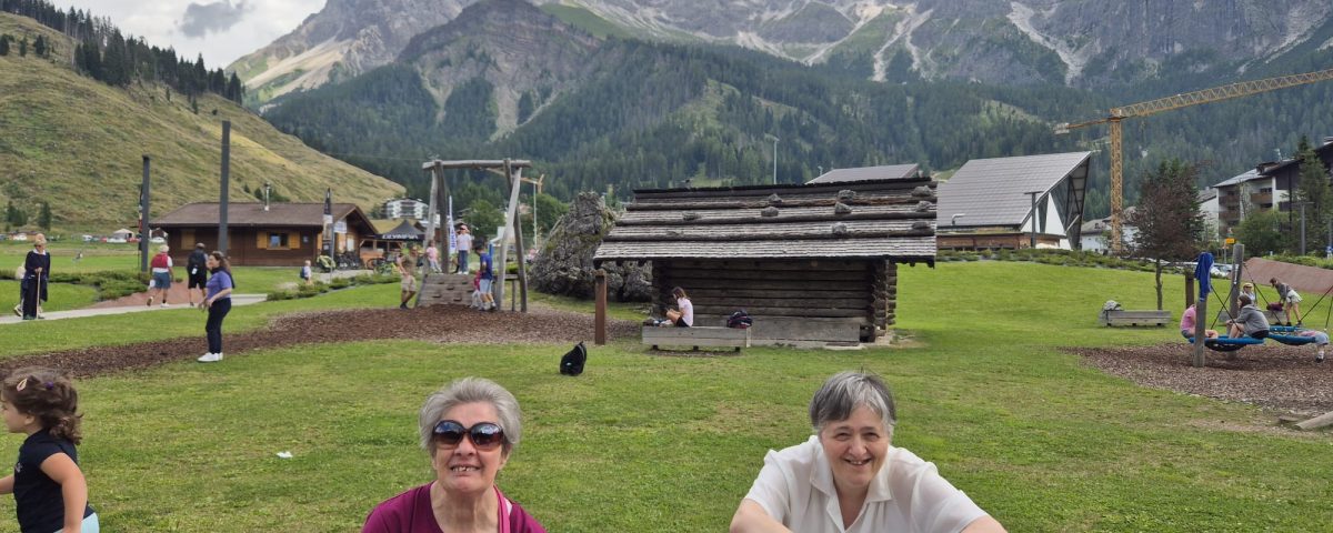 Daniela e Paola del Piccolo Rifugio di San Donà a San Martino di Castrozza